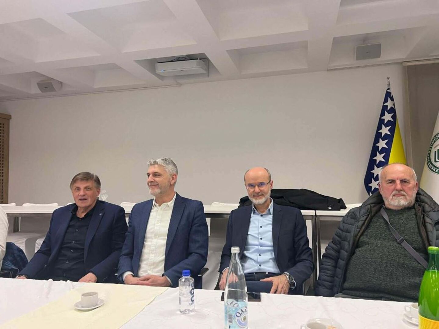 Kalesijci na tradicionalnom iftaru u Sarajevu - slika 8