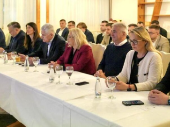 Ivana Marić i Dragan Čović otvorili akademiju HDZ-a