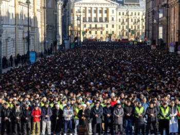 Pogledajte kako je izgledao bajram-namaz u Moskvi