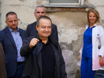 Dačić na mitingu SNS-a u Beogradu: Očekujem pobjedu, nisam umro kao ni Srbija