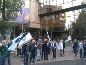 Protesti boraca pred zgradom Federalne vlade 31. marta