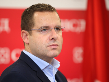 Kovačević "glumio" Donalda Trumpa, ponovo zaprijećeno rušenjem kvoruma