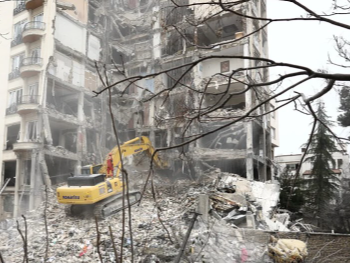 Više od 82.000 civilnih objekata u Iranu oštećeno u zračnim napadima