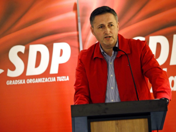 SDP BiH: Denis Bećirović je naš!