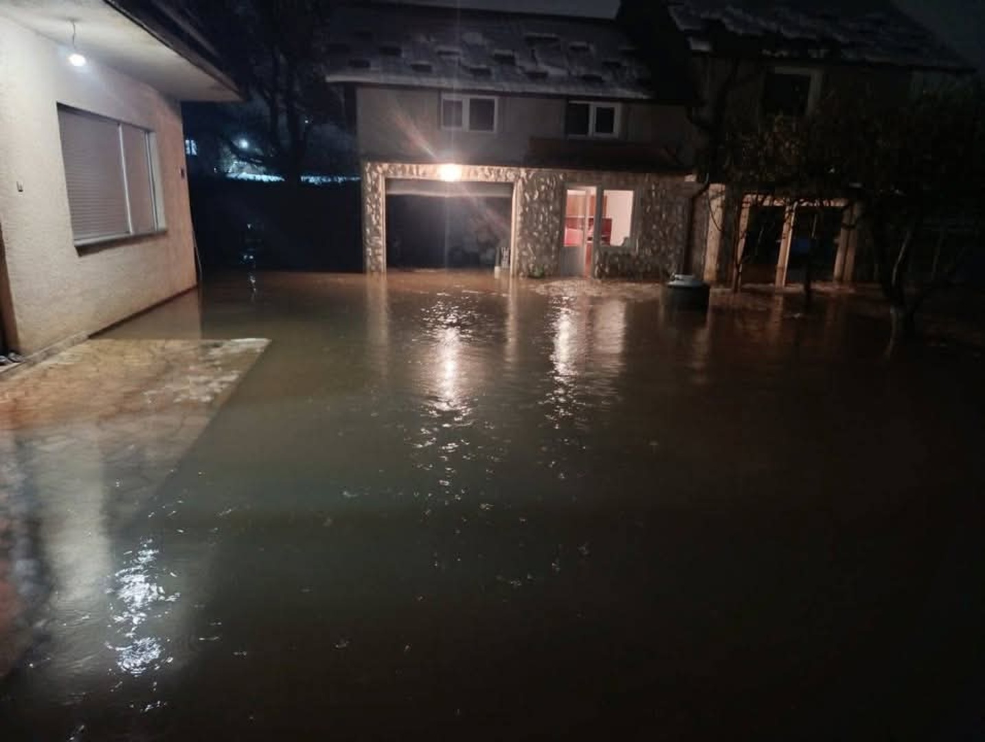 Prijedor pod vodom - slika 4