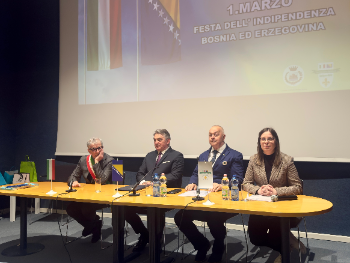 Komšić u Italiji: 'Volimo vas, ali ćemo vas pobijediti'