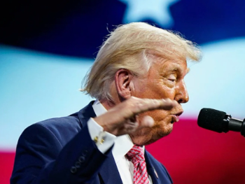 Trump se hvali "velikim danom u Iranu"