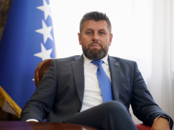 Duraković uputio otvoreno pismo podrške direktoru Memorijalnog centra Srebrenica