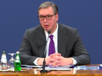 Vučić odgovorio Milanoviću:  Važnije mi je da odem u Jasenovac nego na skup Brdo-Brijuni