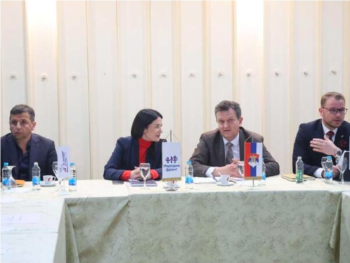 Šta se dešavalo na sastanku: Opozicija Rs se lomi oko kandidata