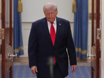 Trump obećao jače napade na Iran: "Nismo ni počeli uništavati..."