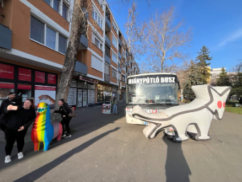 Stranka u Mađarskoj ismijava Orbana i obećava vječni život. Kad pobijede