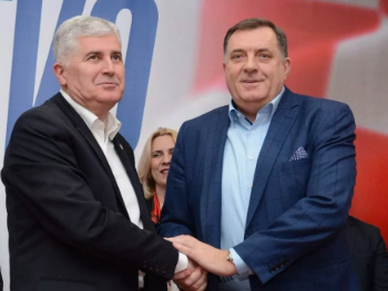 Dok se stranke preslaguju, država stoji