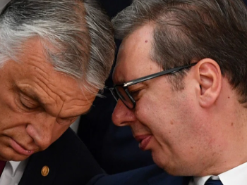 Mađarski političar tvrdi da Vučić pokušava pomoći Orbanu pričom o eksplozivu na gasovodu