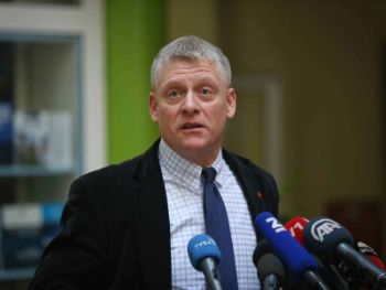 "Čak 14 političkih partija želi da zadrži postojeće stanje u BiH!"