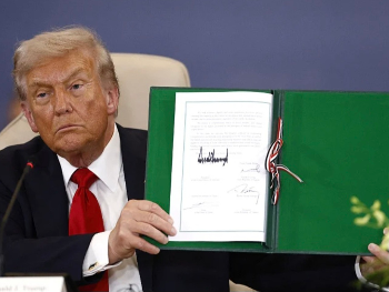 Dogovoreno primirje između SAD-a i Irana: Otvara se Hormuški moreuz