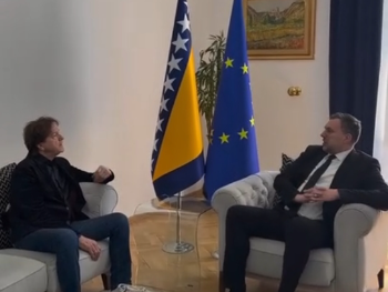 Zdravku Čoliću uručen diplomatski pasoš BiH