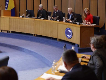 Besprizorna paraliza države i zakona na vrhuncu