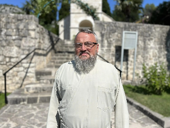 Vaskrs u vremenu kriza: Poruke nade, vjere i odgovornosti društva