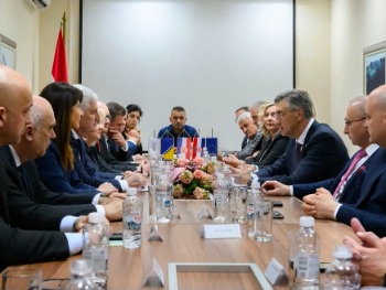 ČNS: Hrvati u BiH između lažnog zajedništva i političkih blokada