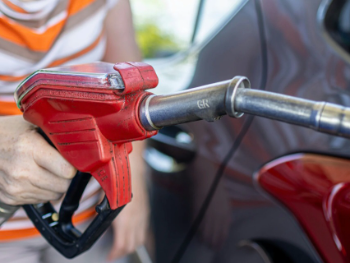 Gorivo jeftinije u Rs-u samo za one koji imaju ličnu kartu izdatu od MUP-a Rs-a 