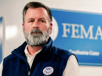 Trump zatečen tvrdnjama FEMA zvaničnika o “teleportaciji” u restoran u Džordžiji