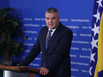 SNSD prijetio blokadom sjednice Vijeća ministara zbog dva zakona, Bunoza "popustio"