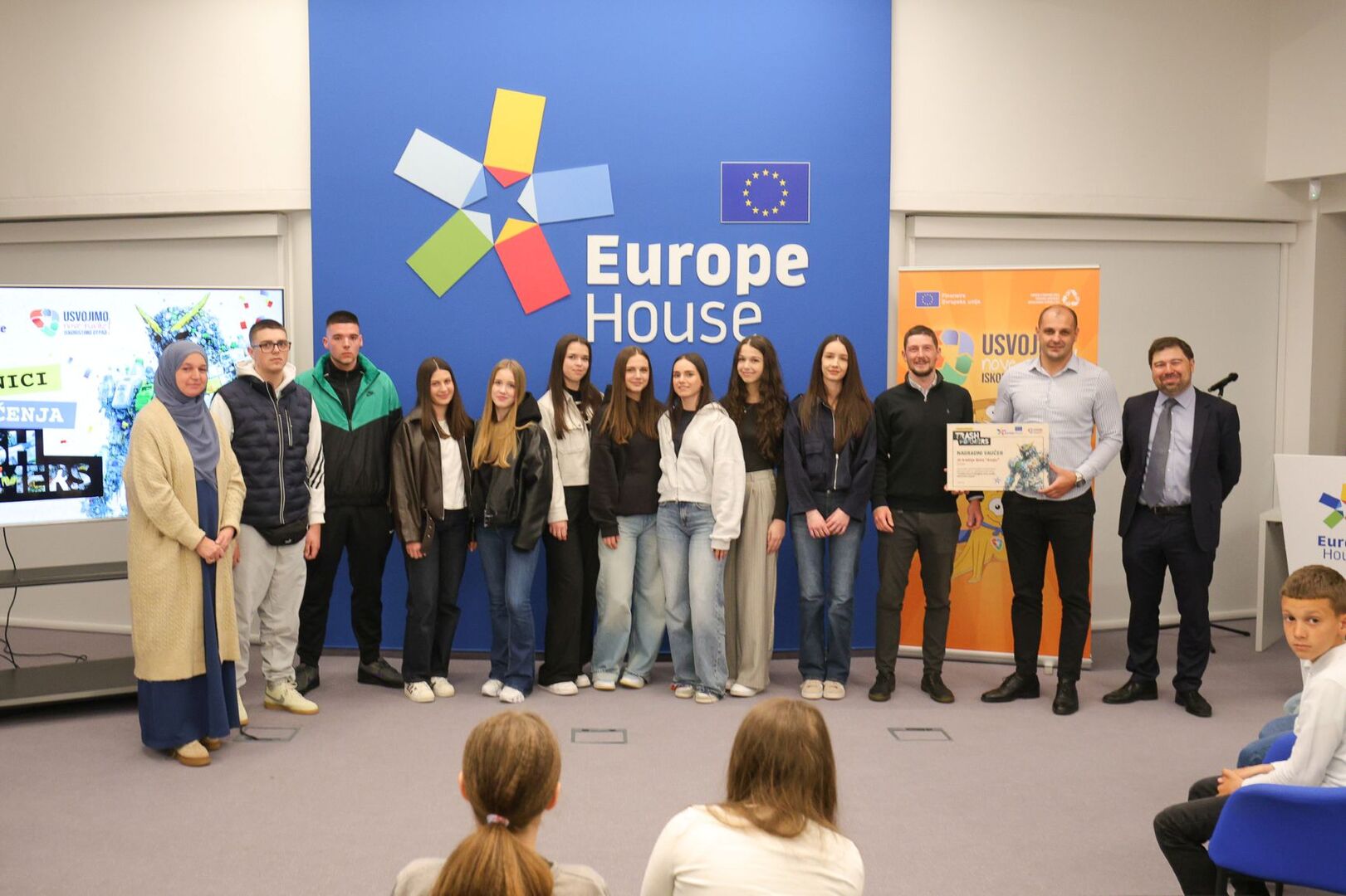 Mladi bh. eko-inovatori primili nagrade u Europe House - slika 7