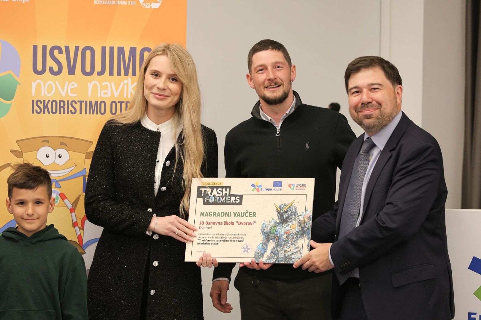 Mladi bh. eko-inovatori primili nagrade u Europe House - slika 8