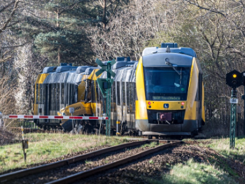 Direktan sudar vozova u Danskoj. Ima žrtava