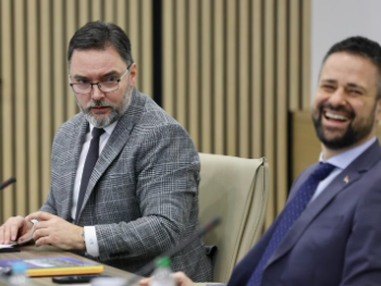 Država u "paralizi": "SNSD blokira zakone, Krišto ne reaguje - odgovorna je za zastoj BiH"