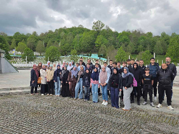 Učenici Prve osnovne škole Stolac posjetili Memorijalni centar Srebrenica – Potočari