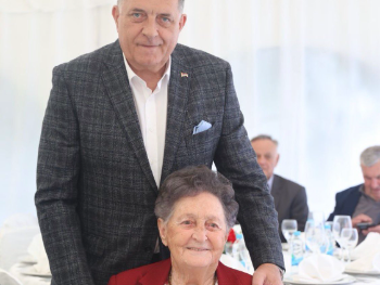 Dodik: "Umrla je moja majka"