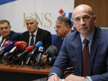 Pivić: "Trojka nema ni snage ni kapaciteta da se nosi sa Dodikom i Čovićem"