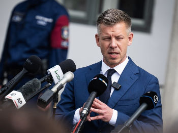 Magyar udario na Orbana: On je kukavica!