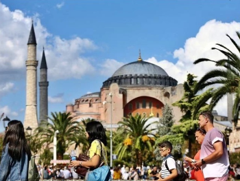 Iako je bilo otkaza rezervacija, turističke agencije zadovoljno trljaju ruke